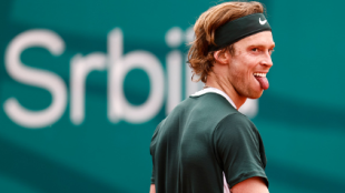 Andrey Rublev, tonterías en pista. Foto: gettyimages