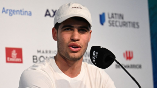 Carlos Alcaraz en rueda de prensa del ATP Buenos Aires 2023. Foto: Getty