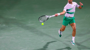 Novak Djokovic superó la primera ronda en Dubái. Fuente: Getty