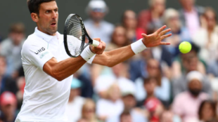 Novak Djokovic, en su partido ante Garin. Fuente: Getty
