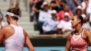 Elina Svitolina y Aryna Sabalenka en Roland Garros 2023. Foto: GEtty