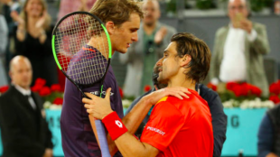 Alexander Zverev y David Ferrer en su último duelo en Madrid. Fuente: Getty
