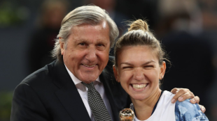 Ilie Nastase y Simona Halep en Madrid (2017). Foto: Getty