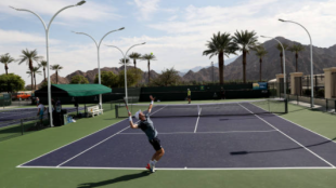 Andy Murray practica en las pistas de entreno de Indian Wells. Fuente: Getty