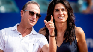 Martín Jaite, junto a Gabriela Sabatini en el último Argentina Open. Fuente: Getty