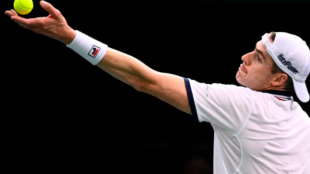 John Isner, el rey del saque directo. Fuente. Getty
