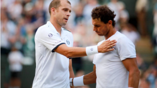 Gilles Muller, con Rafael Nadal. Fuente: Getty