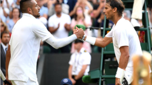 Nick Kyrgios y Rafael Nadal, tras enfrentarse en Wimbledon 2019. Fuente: Getty