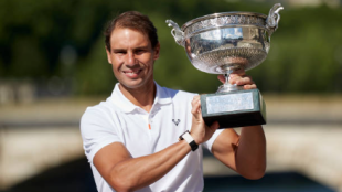 Nadal, con el trofeo de Roland Garros. Fuente: Getty