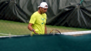 Rafa Nadal, tras bajarse de Wimbledon: "Tomo esta decisión pensando en mi salud". Foto: Getty