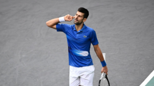 Djokovic se impone a Tsitsipas en París-Bercy. Foto: Getty