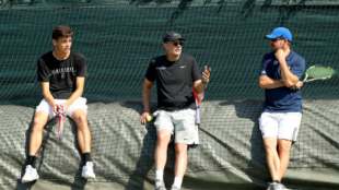 Paul Annacone junto a Taylor Fritz y David Naikin. Fuente: Getty