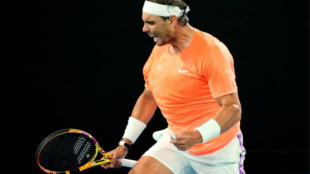 Rafael Nadal avanza a la cuarta ronda en Australia. Foto: Getty