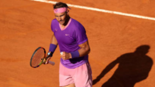 Rafa trabajó para vencer a Shapovalov. Foto: Getty