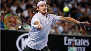 Stefanos Tsitsipas pierde con Milos Raonic en Open Australia 2020. Foto: gettyiamges