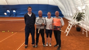 Tamara Zidansek y su nuevo equipo de trabajo. Fuente: Pedro Zierof
