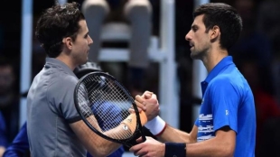 Dominic Thiem defiende a Novak Djokovic. Foto: gettyimages