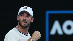 Tommy Paul vence a Roberto Bautista en el Open de Australia 2023. Foto: Getty