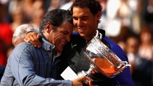 Toni Nadal junto a su sobrino en Roland Garros 2017. Foto: Getty