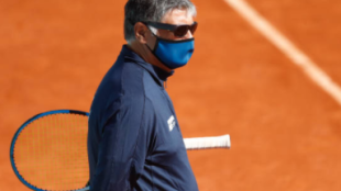 Toni Nadal valoró a Federer como uno de los mejores de la historia. Foto: Getty
