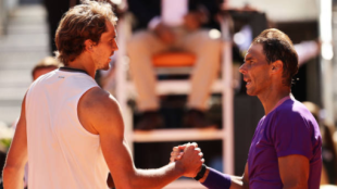Zverev y Nadal se saludan postpartido. Fuente: Getty