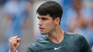 Carlos Alcaraz pasa a la semifinal en ATP Cincinnati 2023. Foto: Getty