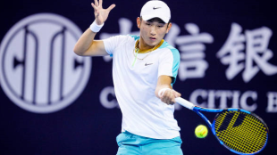Juncheng Shang en el ATP de Pekín 2023. Foto: getty