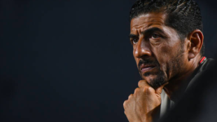 Issam Jellali, entrenador de Ons Jabeur. Fuente: Getty