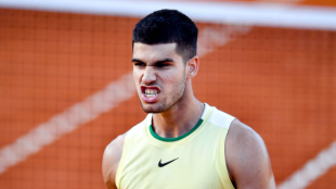 Carlos Alcaraz debuta con victoria en el ATP Buenos Aires 2024. Foto: Getty