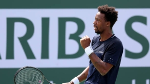 Monfils, saque por abajo. Foto: gettyimages