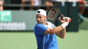 Grigor Dimitrov, belleza revés a una mano. Foto: gettyimages