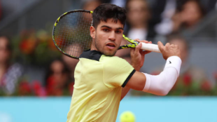 Horario y dónde ver hoy en TV y online Carlos Alcaraz - Andrey Rublev en cuartos de final del Mutua Madrid Open 2024. Foto: Gettyimages