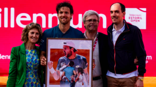 Joao Sousa, con su familia, en el ATP 250 de Estoril. Fuente: Getty