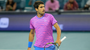 Carlos Alcaraz en el Miami Open 2024. Foto: Puntodebreak
