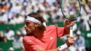 Stefanos Tsitsipas en el ATP Montecarlo 2024. Foto: Getty