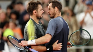 Stan Wawrinka y Andy Murray en la red. Foto: Getty