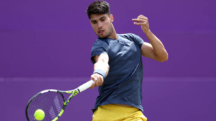 Alcaraz ya entrena en Wimbledon. Foto: Gettyimages