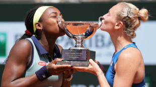Coco Gauff y Katerina Siniakova en Roland Garros 2024. Foto: getty