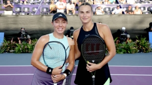 Jessica Pegula y Aryna Sabalenka, final en el WTA Cincinnati 2024. Foto: Getty