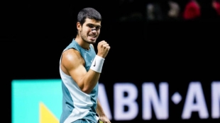 Carlos Alcaraz en el ATP Rotterdam 2025. Foto: Getty