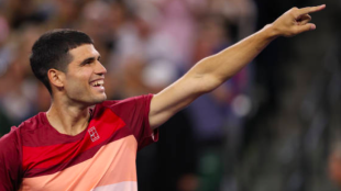 Carlos Alcaraz apunta a los octavos de final en Indian Wells. Fuente: Getty