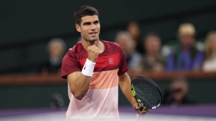 Carlos Alcaraz vence a Grigor Dimitrov en Indian Wells 2025. Foto: Getty