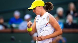 Iga Swiatek in a press conference at Indian Wells 2025. Photo: Getty