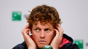 Jannik Sinner, pregunta surrealista sobre una chica en Roland Garros 2025. Foto: gettyimages