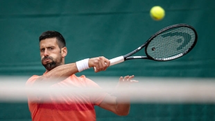 Horario y dónde ver TV y online el debut de Novak Djokovic en el ATP Ginebra 2025 ante Marton Fucsovics