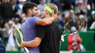 Horario y dónde ver TV y online a Carlos Alcaraz contra Alejandro Davidovich en primera ronda del ATP Queen's 2025
