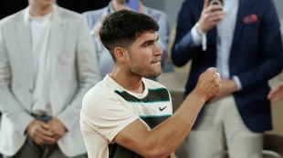 Carlos Alcaraz, horario dónde ver ante Musetti en Roland Garros 2025. Foto: gettyimages