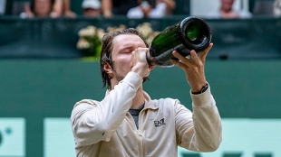 Bublik, First-Round Face-Offs. Photo: gettyimages