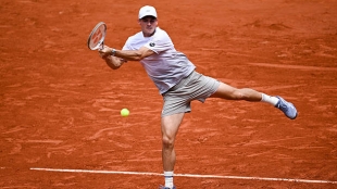 Paul se impone con superioridad sobre Popyrin en Roland Garros 2025. Foto: Getty