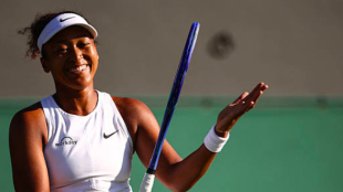 Naomi Osaka advised Alexander Zverev at Wimbledon. Source: Getty